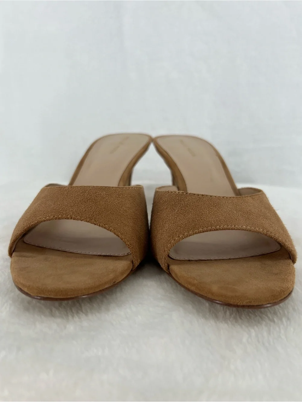 Pelle Moda Unia Suede Kitten Heel Sandal Comfy Mule Neutral Minimalist 9.5